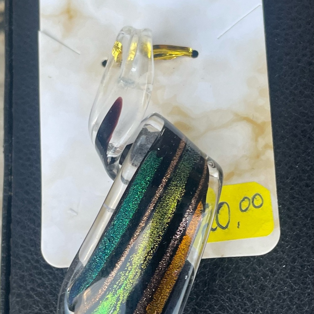 Pendant - Picture 2 of 3